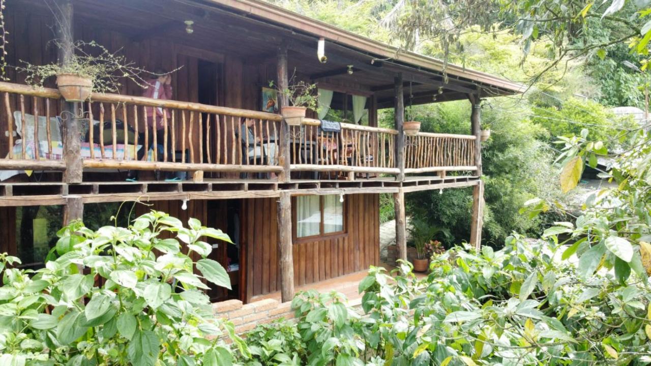 חרדין Hostal Y Cabanas Los Juanes מראה חיצוני תמונה