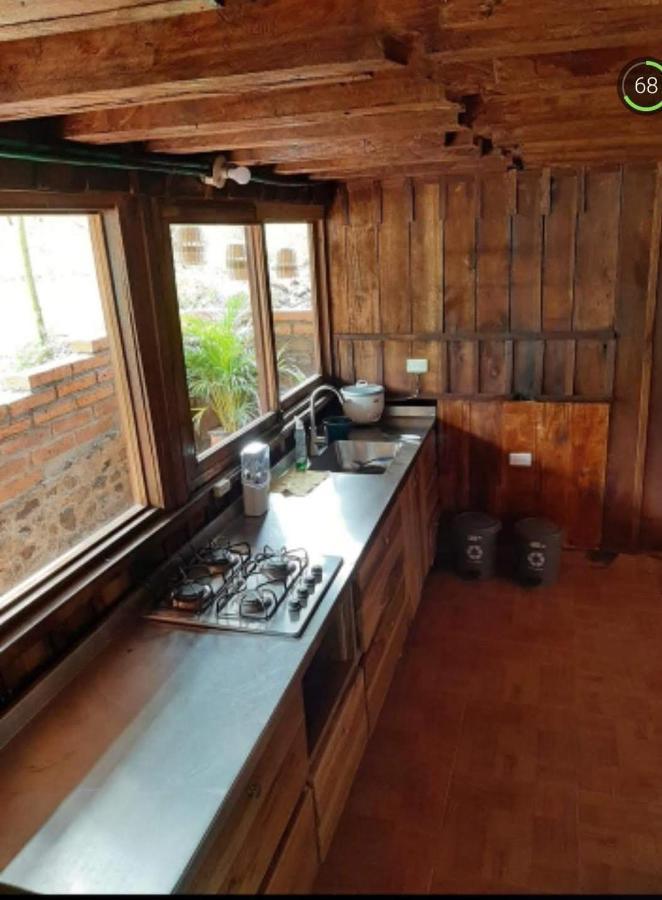 חרדין Hostal Y Cabanas Los Juanes מראה חיצוני תמונה